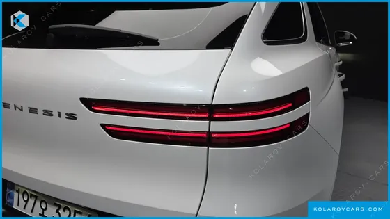 GENESIS GV70 2.5T GASOLINE 2WD