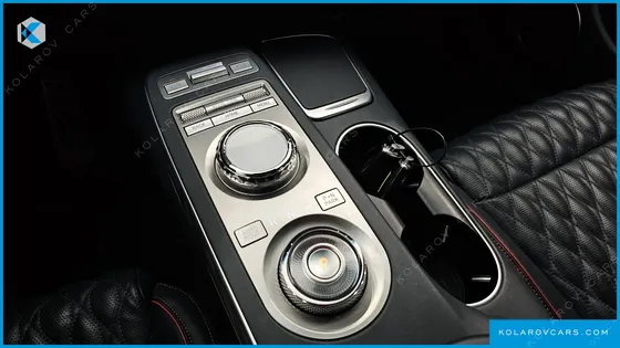 GENESIS GV70 2.5T GASOLINE 2WD
