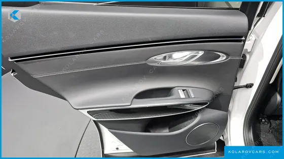 GENESIS GV70 2.5T GASOLINE 2WD