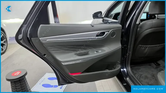 HYUNDAI GRANDEUR CALLIGRAPHY