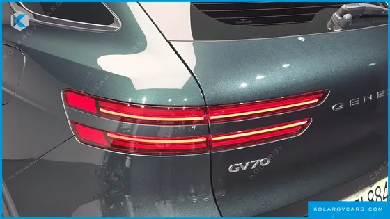 GENESIS GV70 2.5T GASOLINE 2WD