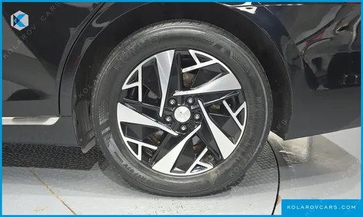 HYUNDAI GRANDEUR EXCLUSIVE