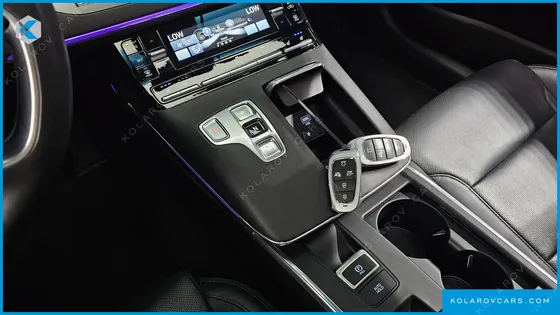HYUNDAI GRANDEUR LE BLANC