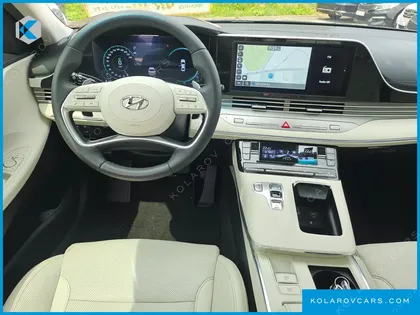 HYUNDAI GRANDEUR LE BLANC