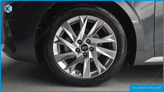HYUNDAI GRANDEUR CALLIGRAPHY