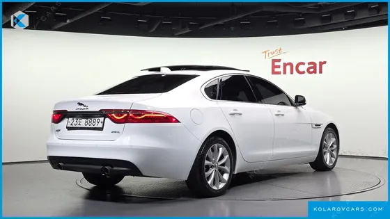 JAGUAR XF 25T PORTFOLIO