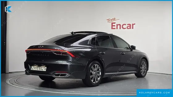 HYUNDAI GRANDEUR CALLIGRAPHY