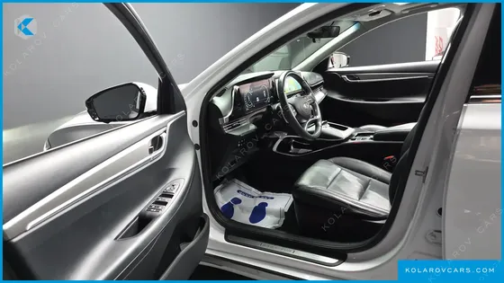 HYUNDAI GRANDEUR LE BLANC