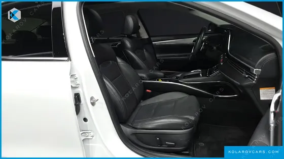 HYUNDAI GRANDEUR LE BLANC