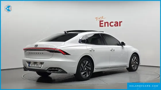 HYUNDAI GRANDEUR LE BLANC