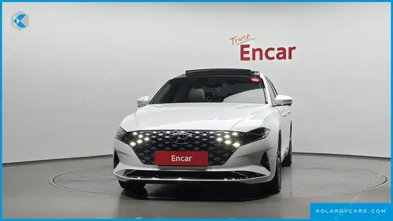 HYUNDAI GRANDEUR LE BLANC