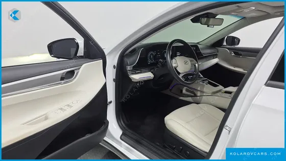 HYUNDAI GRANDEUR LE BLANC