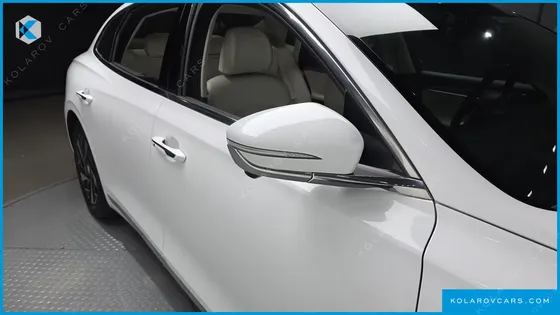 HYUNDAI GRANDEUR LE BLANC
