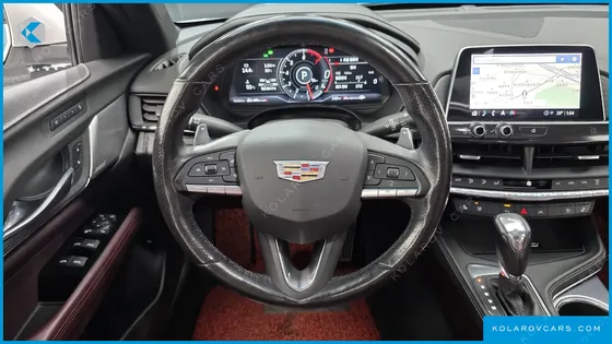 CADILLAC CT4 2.0 SPORT