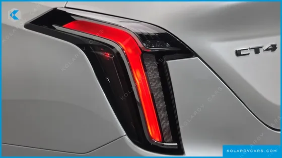 CADILLAC CT4 2.0 SPORT
