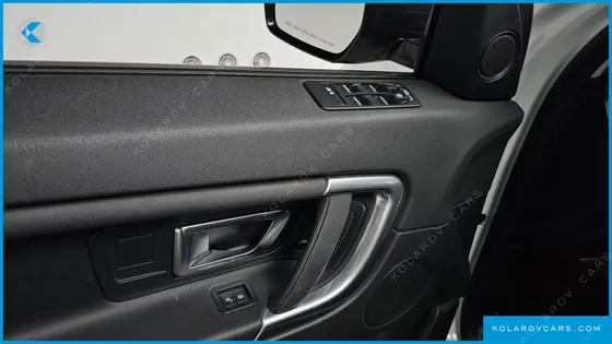 LAND ROVER DISCOVERY SPORT 2.0 TD4 SE (150PS)