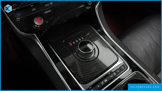 JAGUAR XE 3.0 SC S