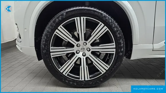 VOLVO XC90 B6 INSCRIPTION
