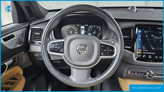 VOLVO XC90 B6 INSCRIPTION