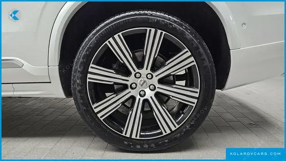 VOLVO XC90 B6 INSCRIPTION
