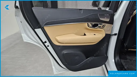 VOLVO XC90 B6 INSCRIPTION