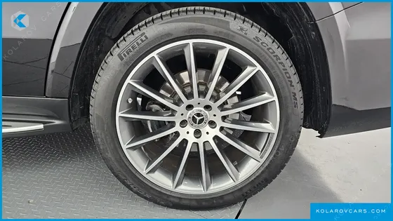MERCEDES GLS-CLASS GLS500 4MATIC