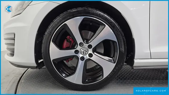 VOLKSWAGEN GOLF 2.0 GTI