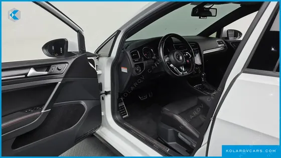 VOLKSWAGEN GOLF 2.0 GTI
