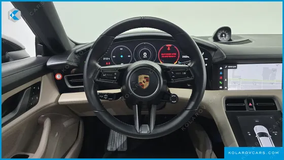 PORSCHE TAYCAN BASE
