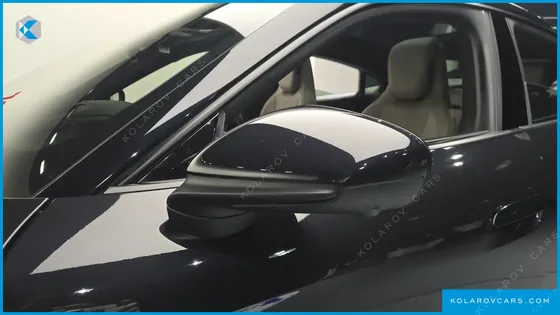 PORSCHE TAYCAN BASE