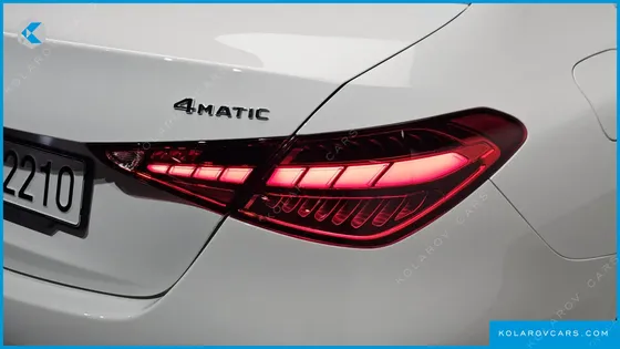MERCEDES C-CLASS C300 4MATIC AMG LINE