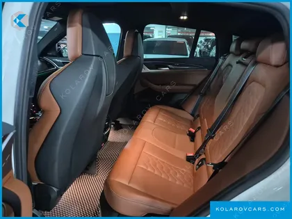BMW X4M 3.0 COMPETITION CARBON PACKAGE