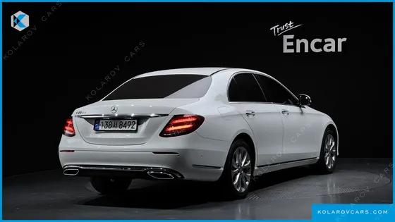 MERCEDES E-CLASS E220D EXCLUSIVE