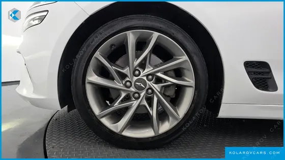 GENESIS G70 GASOLINE 2.0T 2WD