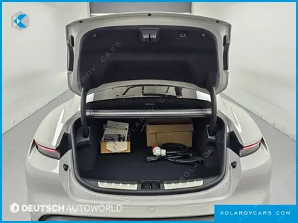 PORSCHE TAYCAN 4S