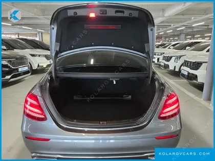 MERCEDES E-CLASS E220D AVANTGARDE