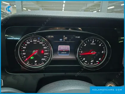 MERCEDES E-CLASS E220D AVANTGARDE