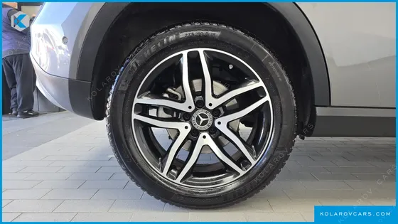 MERCEDES GLA-CLASS GLA220