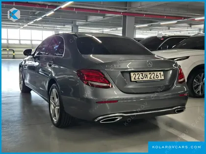 MERCEDES E-CLASS E220D AVANTGARDE
