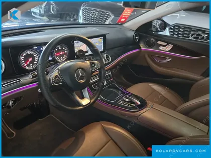 MERCEDES E-CLASS E220D AVANTGARDE