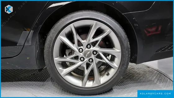 GENESIS G70 GASOLINE 2.0T 2WD