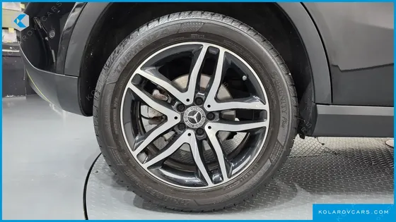 MERCEDES GLA-CLASS GLA220 PREMIUM