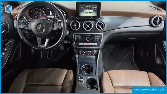 MERCEDES GLA-CLASS GLA220 PREMIUM