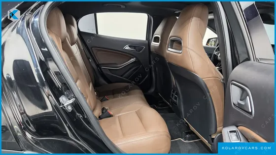 MERCEDES GLA-CLASS GLA220 PREMIUM
