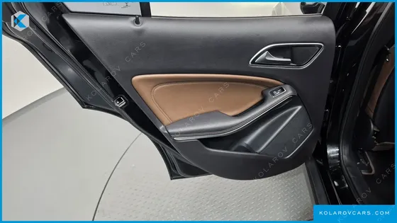 MERCEDES GLA-CLASS GLA220 PREMIUM
