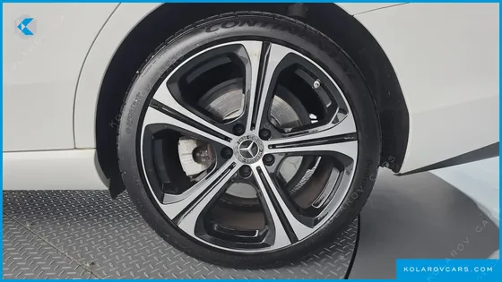 MERCEDES C-CLASS C300 4MATIC AVANTGARDE