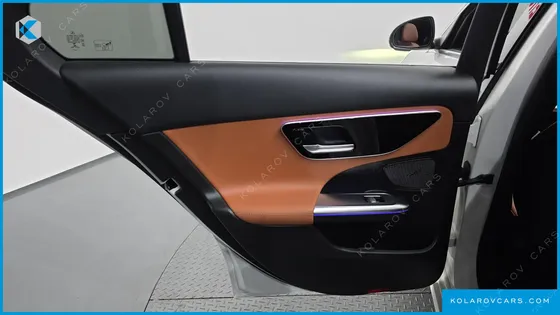 MERCEDES C-CLASS C300 4MATIC AVANTGARDE