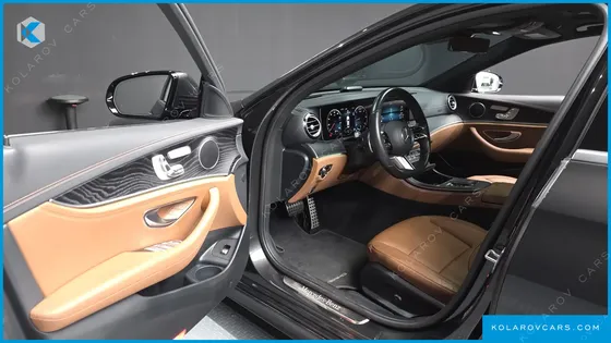 MERCEDES E-CLASS E220D 4MATIC AMG LINE