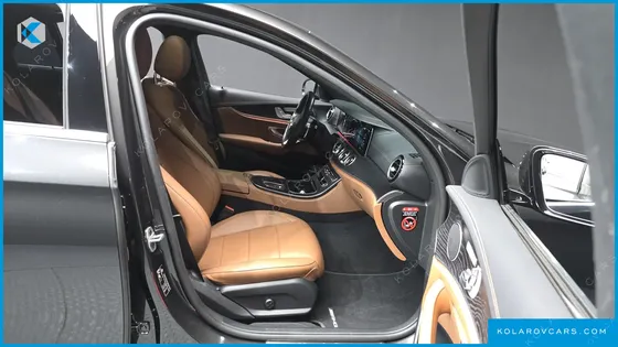 MERCEDES E-CLASS E220D 4MATIC AMG LINE