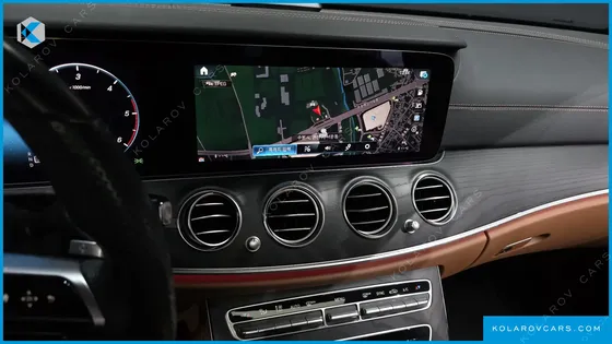 MERCEDES E-CLASS E220D 4MATIC AMG LINE